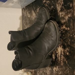 Dirty laundry black chelsea slip on heel